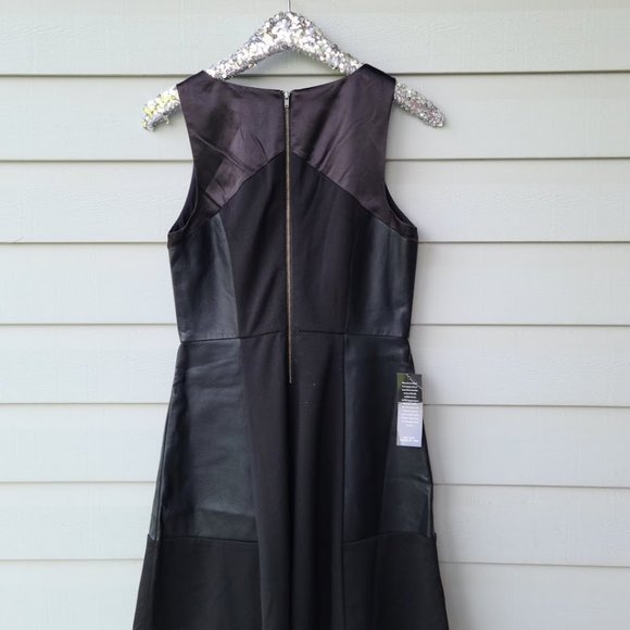 The Limited Little Black Dress - Picture 5 of 6